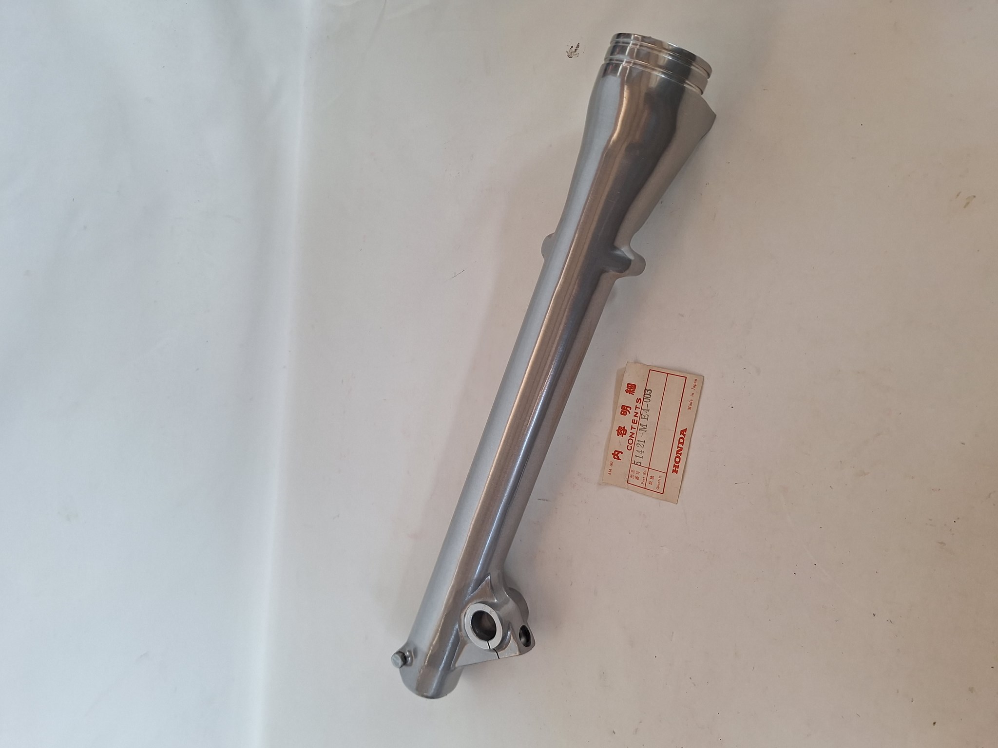 Picture of GABELTAUCHROHR VORNE RE.  51421-ME4-003  CBX 550 FC